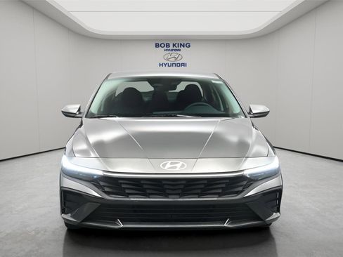 New 2026 Hyundai Elantra SE FWD image 20