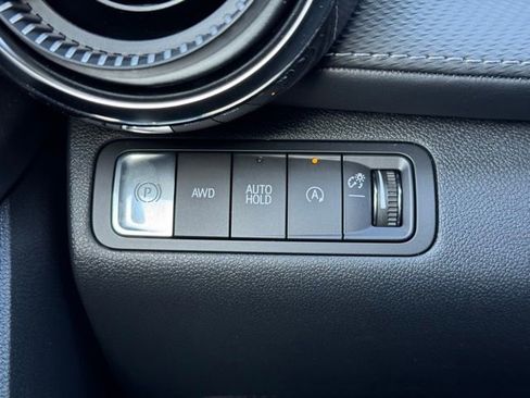 New 2026 Chevrolet Equinox LT w/ Safety and Technology Package AWD/4WD image 31