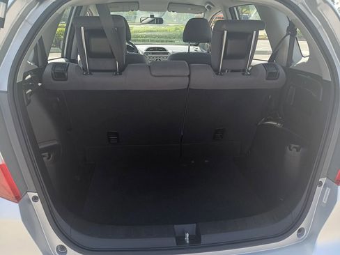 Used 2011 Honda Fit image 9