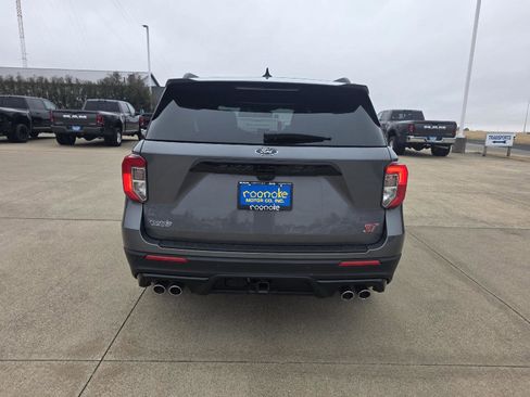 Used 2024 Ford Explorer ST w/ Equipment Group 401A image 12