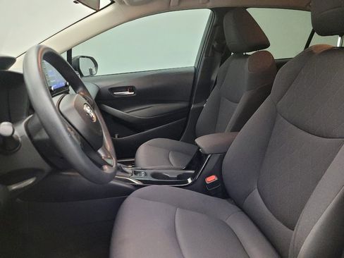 Used 2021 Toyota Corolla LE image 17