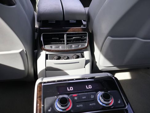 Used 2012 Audi A8 L 4.2 AWD/4WD image 34