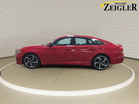 Used 2022 Honda Accord Sport image 8