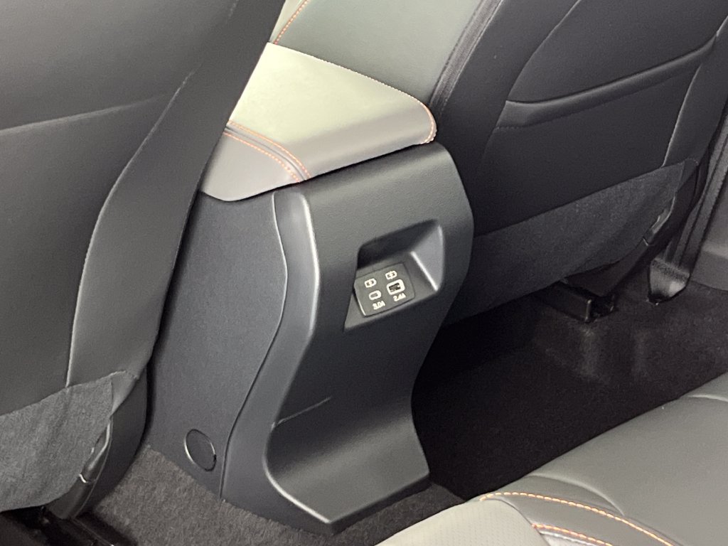 New 2026 Subaru Crosstrek 2.5i Limited w/ Crosstrek Mirror Package AWD/4WD image 37