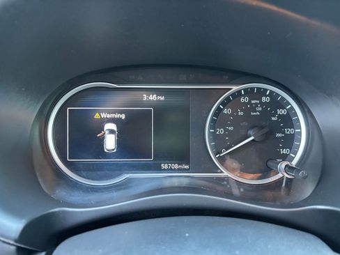 Used 2020 Nissan Kicks SR w/ Exterior Package image 20