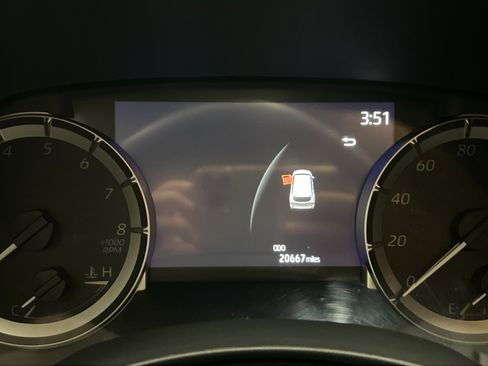 Used 2024 Toyota Highlander XLE image 15