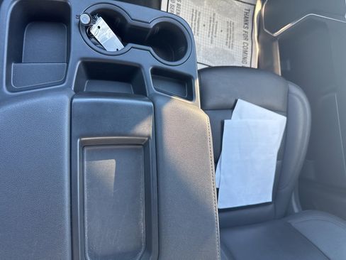 Used 2025 GMC Sierra 1500 SLT image 21