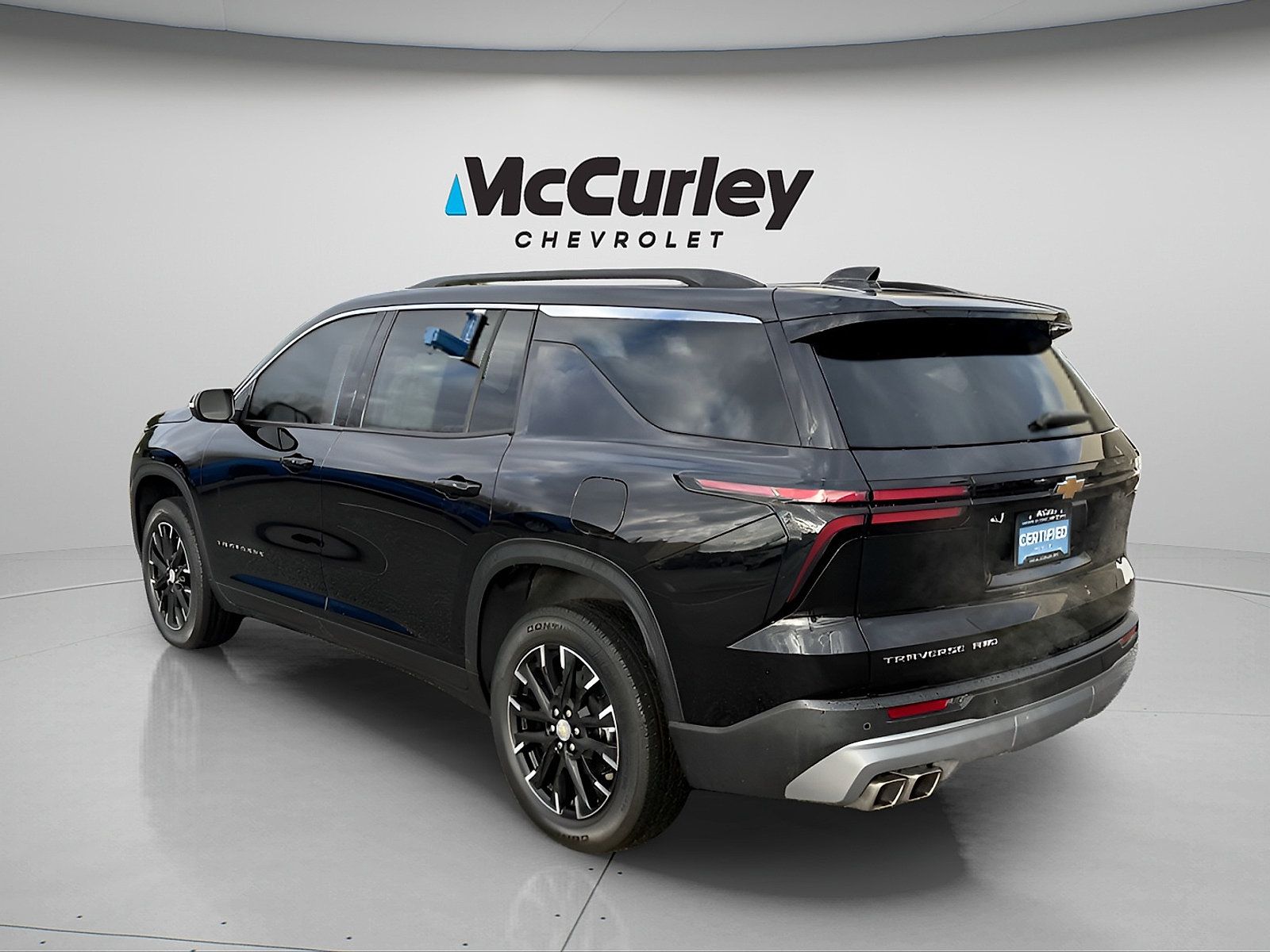 Used 2025 Chevrolet Traverse LT w/ Sun and Wheel Package AWD/4WD image 5