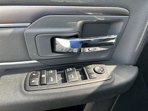 Used 2024 RAM 1500 Classic SLT image 22