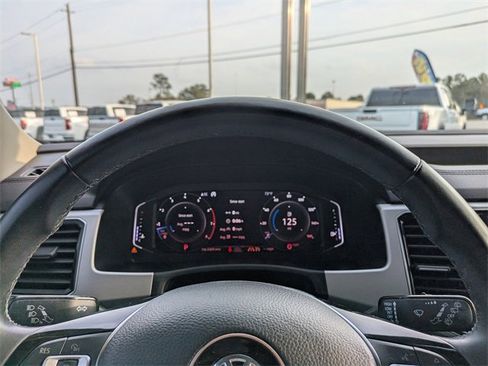 Used 2019 Volkswagen Atlas SEL image 33