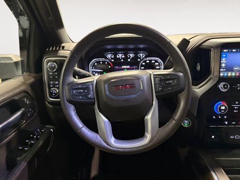 Used 2023 GMC Sierra 3500 SLT w/ SLT Convenience Package AWD/4WD image 13