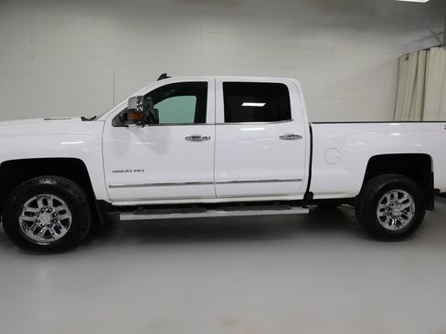Used 2016 Chevrolet Silverado 3500 LTZ w/ Duramax Plus Package AWD/4WD image 15