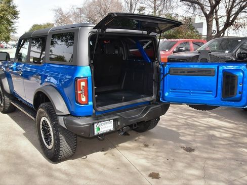 Used 2022 Ford Bronco Badlands image 43