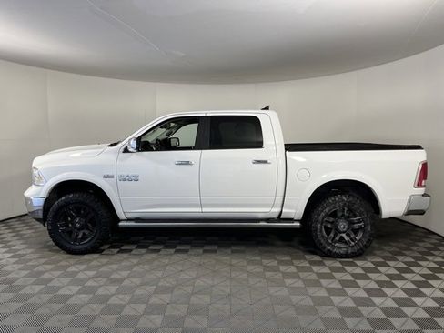 Used 2017 RAM 1500 Laramie w/ Convenience Group image 4
