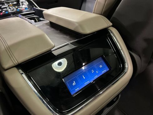 Certified 2023 Lincoln Navigator L Reserve AWD/4WD image 22