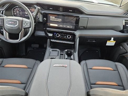 New 2026 GMC Sierra 2500 AT4 image 12