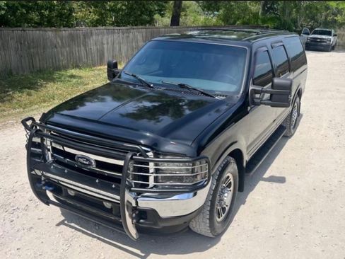 Used 2001 Ford Excursion Limited RWD image 1