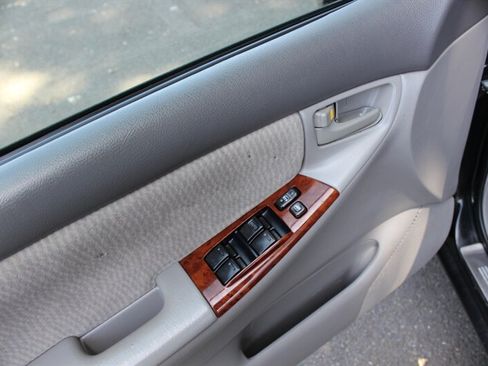 Used 2008 Toyota Corolla LE FWD image 11