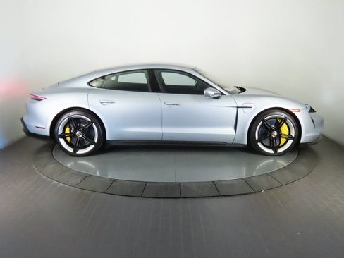 Certified 2021 Porsche Taycan Turbo S w/ Premium Package AWD/4WD image 8
