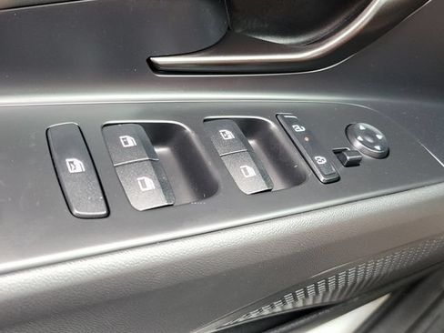 New 2026 Hyundai Elantra SEL Sport FWD image 17