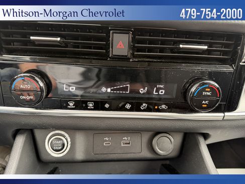 Used 2022 Nissan Rogue SV AWD/4WD image 26
