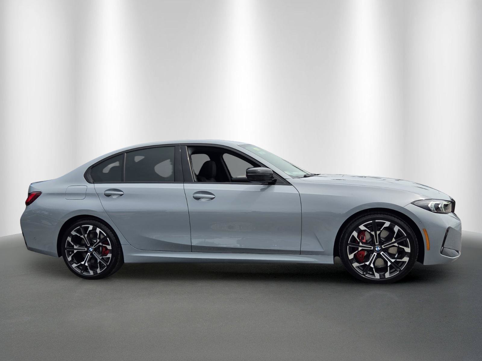 New 2026 BMW 330i Sedan w/ M Sport Package RWD image 8