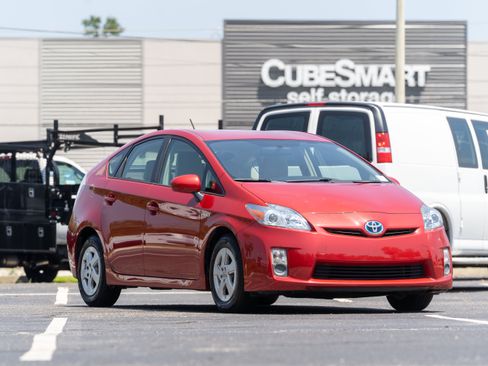 Used 2010 Toyota Prius Two FWD image 36