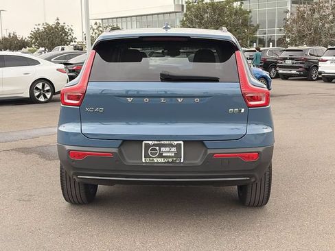 Used 2023 Volvo XC40 B5 Ultimate AWD/4WD image 7