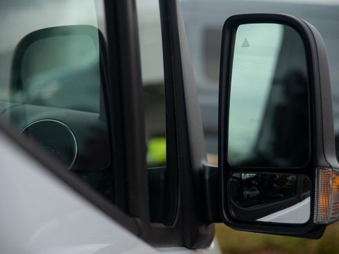 New 2025 Mercedes-Benz Sprinter 2500 image 21