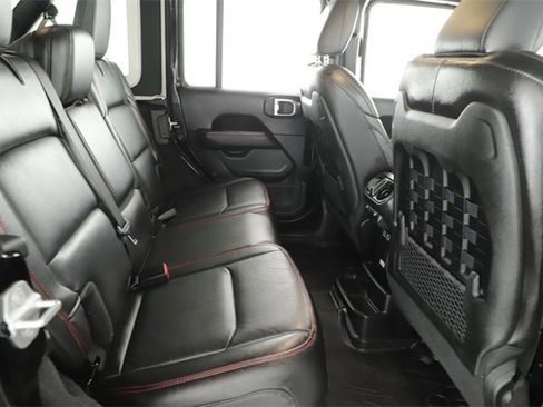 Certified 2022 Jeep Wrangler Unlimited Rubicon w/ Cold Weather Group image 24