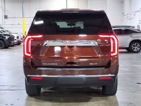 Used 2022 GMC Yukon SLT w/ SLT Premium Package RWD image 10