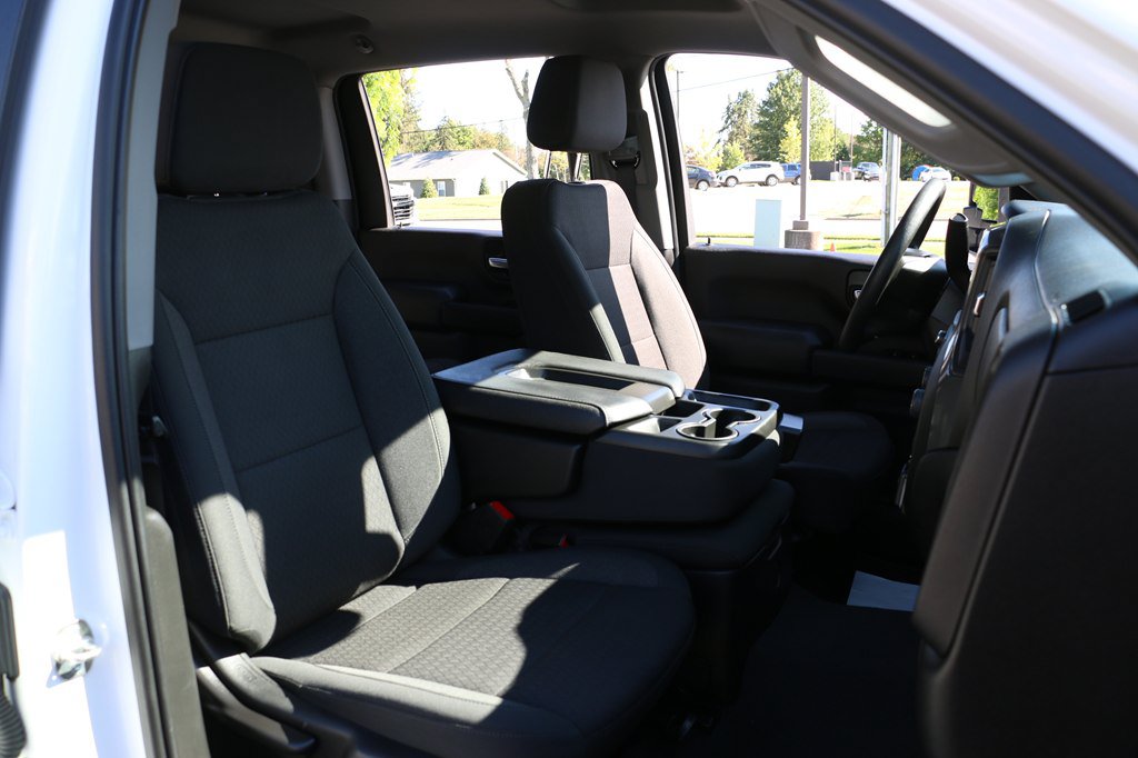 Used 2025 Chevrolet Silverado 2500 Custom w/ Custom Value Package AWD/4WD image 28