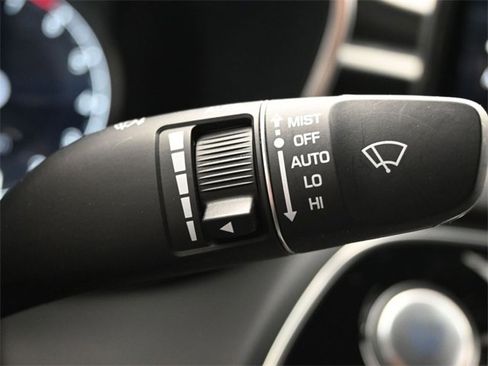 Used 2023 Genesis G70 2.0T w/ Sport Prestige Package image 35