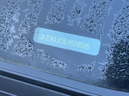 Used 2020 Subaru Forester Premium image 3