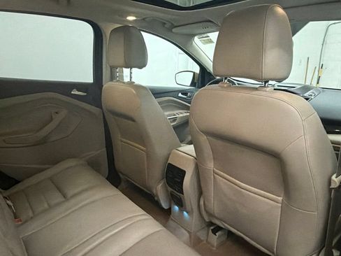 Used 2014 Ford Escape Titanium w/ Equipment Group 401A FWD image 26