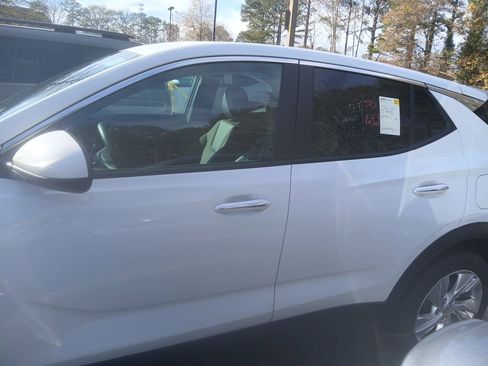 Used 2025 Buick Encore GX Preferred image 4