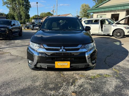 Used 2018 Mitsubishi Outlander LE AWD/4WD image 8