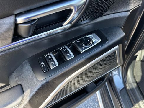 Used 2021 Kia Telluride EX image 12