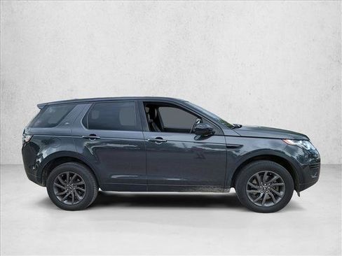 Used 2019 Land Rover Discovery Sport SE AWD/4WD image 4