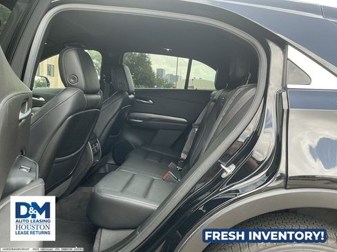 Used 2025 Cadillac XT4 Premium Luxury FWD image 9