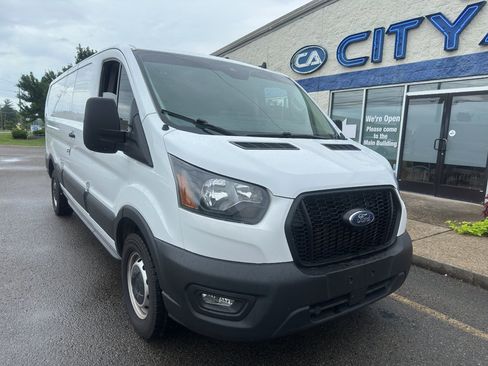 Used 2022 Ford Transit 250 Low Roof RWD image 2