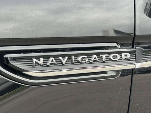 Certified 2022 Lincoln Navigator Black Label AWD/4WD image 13