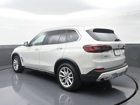 Used 2022 BMW X5 xDrive40i w/ Premium Package AWD/4WD image 5
