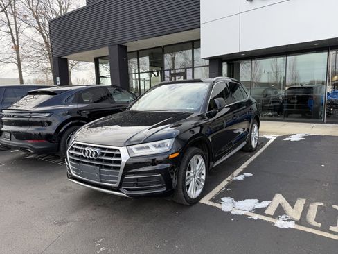 Used 2018 Audi Q5 2.0T Premium Plus w/ Premium Plus Package image 1