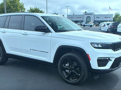 Used 2023 Jeep Grand Cherokee Limited w/ Luxury Tech Group II