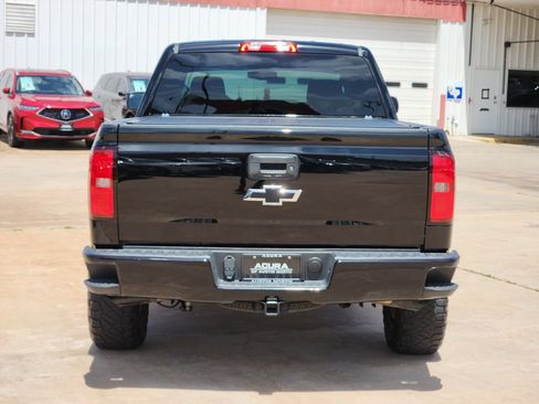 Used 2017 Chevrolet Silverado 1500 LT w/ All Star Edition AWD/4WD image 7
