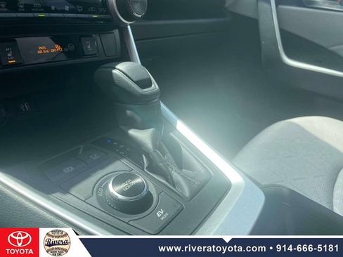 Certified 2023 Toyota RAV4 XLE w/ Convenience Package AWD/4WD image 31