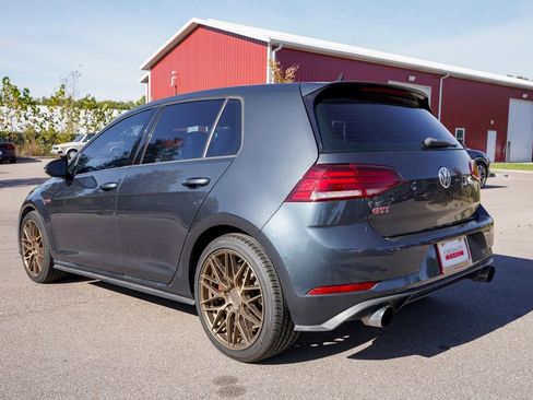 Used 2020 Volkswagen GTI SE image 5