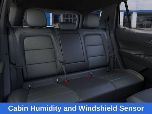 New 2026 Chevrolet Equinox LT w/ Convenience Package II AWD/4WD image 18