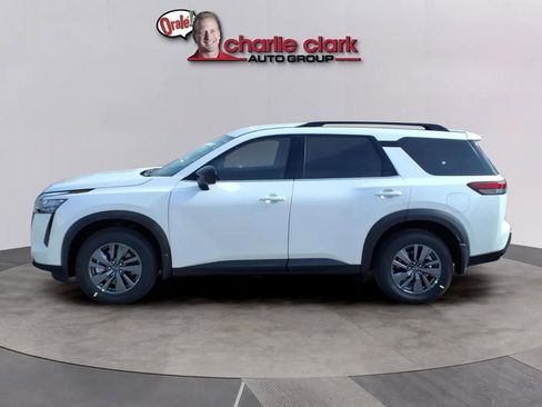 New 2026 Nissan Pathfinder SV FWD image 2